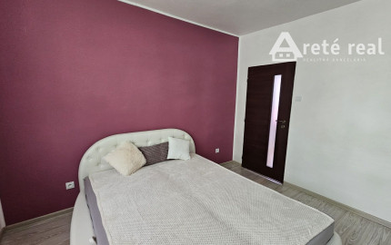 REZERVOVANÉ-PREDAJ SLNEČNÉHO 2 IZB.BYTU S BALKÓNOM, MUROVANOU PIVNICOU,MIESTO PLNÉ ZELENE V PEZINKU,SÍDLISKO JUH