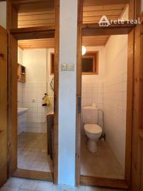 ARETÉ REAL – PREDAJ REKREAČNEJ CHATY PRI TRNIANSKOM POTOKU, PEZINOK, KUČIŠDORFSKÁ DOLINA