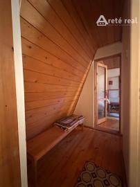 ARETÉ REAL – PREDAJ REKREAČNEJ CHATY PRI TRNIANSKOM POTOKU, PEZINOK, KUČIŠDORFSKÁ DOLINA
