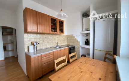 ARETÉ REAL - ZARIADENÝ 1-IZBOVÝ BYT SO SPACÍM KÚTOM V PRIAMOM CENTRE MESTA,  PEZINOK, ZÁHRADNÁ