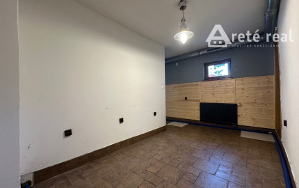 ARETÉ REAL – PREDAJ KOMERČNEJ BUDOVY V CENTRE MESTA, PEZINOK, HRNČIARSKA