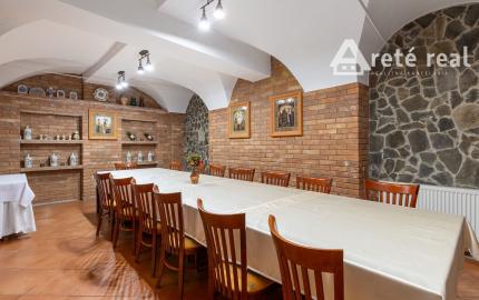 ARETÉ REAL – PREDAJ "HOTELA VINÁRSKY DOM“ S KOMPLETNÝM ZARIADENÍM PEZINOK CENTRUM