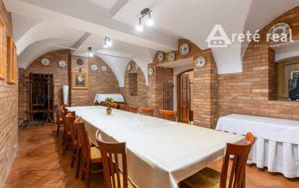 ARETÉ REAL – PREDAJ "HOTELA VINÁRSKY DOM“ S KOMPLETNÝM ZARIADENÍM PEZINOK CENTRUM