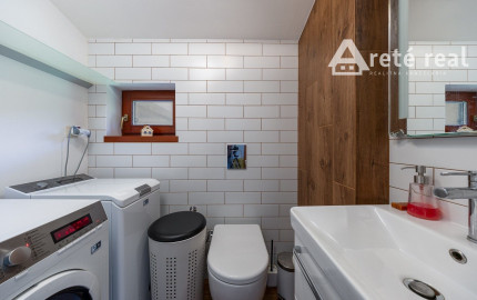 ARETÉ REAL – PREDAJ 4 -IZBOVÉHO RODINNÉHO DOMU S MNOHÝM PRÍSLUŠENSTVOM, BUDMERICE, PODHÁJSKA