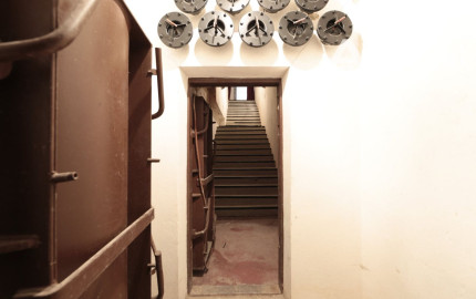 ARETÉ REAL - INVESTIČNÁ PRÍLEŽITOSŤ "PREDAJ BUDOVY S MNOHÝMI MOŽNOSŤAMI VYUŽITIA, LIMBACH, POTOČNÁ"