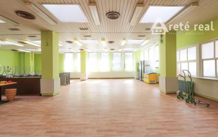 ARETÉ REAL - INVESTIČNÁ PRÍLEŽITOSŤ "PREDAJ BUDOVY S MNOHÝMI MOŽNOSŤAMI VYUŽITIA, LIMBACH, POTOČNÁ"