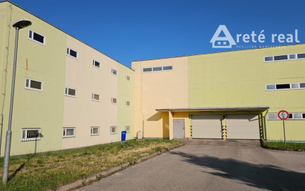 Areté real - Predaj veľmi pekného, priestranného 2-izbového tehlového bytu so zaskleným balkónom s pekným výhľadom v novostavbe na ul. Muškátová v Pezinku