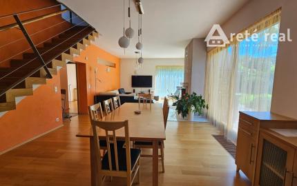 Areté real - Predaj veľmi pekného, výborne dispozične riešeného 5-izbového rodinného domu s garážou vo vyhľadávanej lokalite, obec Limbach, ul. Pri Kockách