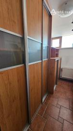 Areté real - Predaj veľmi pekného, výborne dispozične riešeného 5-izbového rodinného domu s garážou vo vyhľadávanej lokalite, obec Limbach, ul. Pri Kockách