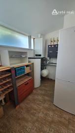 Areté real - Predaj veľmi pekného, výborne dispozične riešeného 5-izbového rodinného domu s garážou vo vyhľadávanej lokalite, obec Limbach, ul. Pri Kockách