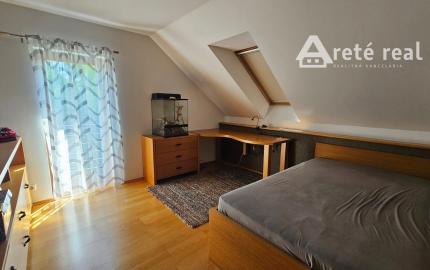 Areté real - Predaj veľmi pekného, výborne dispozične riešeného 5-izbového rodinného domu s garážou vo vyhľadávanej lokalite, obec Limbach, ul. Pri Kockách