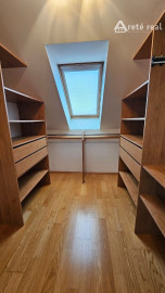 Areté real - Predaj veľmi pekného, výborne dispozične riešeného 5-izbového rodinného domu s garážou vo vyhľadávanej lokalite, obec Limbach, ul. Pri Kockách