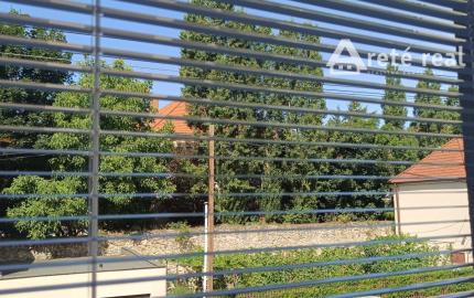 ARETÉ REAL - PREDAJ TEHLOVÉHO, SLNEČNÉHO 2-IZ.BYTU S VEĽKORYSOU VÝMEROU,CENTRUM MESTA PEZINOK