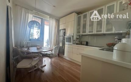 ARETÉ REAL – PRIESTRANNÝ 3-IZBOVÝ BYT S LODŽIOU A NÁDHERNÝM VÝHĽADOM, PEZINOK, SVATOPLUKOVA