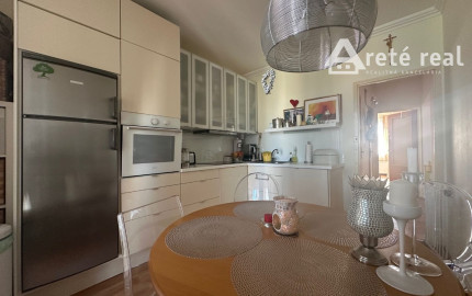 ARETÉ REAL – PRIESTRANNÝ 3-IZBOVÝ BYT S LODŽIOU A NÁDHERNÝM VÝHĽADOM, PEZINOK, SVATOPLUKOVA