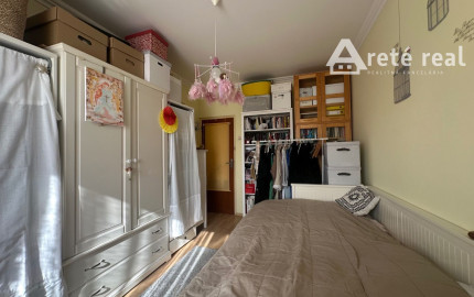 ARETÉ REAL – PRIESTRANNÝ 3-IZBOVÝ BYT S LODŽIOU A NÁDHERNÝM VÝHĽADOM, PEZINOK, SVATOPLUKOVA