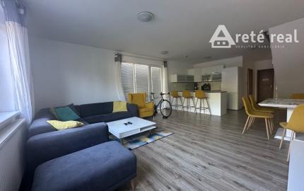 ARETÉ REAL – PRENÁJOM ZARIADENÉHO BYTU SO ZARIADENOU ZÁHRADOU A BAZÉNOM, PARKOVANÍM, PEZINOK, ŠTEBERLOVA