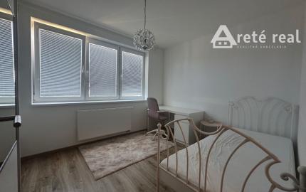 ARETÉ REAL – PRENÁJOM ZARIADENÉHO BYTU SO ZARIADENOU ZÁHRADOU A BAZÉNOM, PARKOVANÍM, PEZINOK, ŠTEBERLOVA