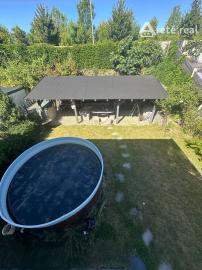 ARETÉ REAL – PRENÁJOM ZARIADENÉHO BYTU SO ZARIADENOU ZÁHRADOU A BAZÉNOM, PARKOVANÍM, PEZINOK, ŠTEBERLOVA