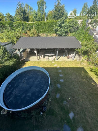 ARETÉ REAL – PRENÁJOM ZARIADENÉHO BYTU SO ZARIADENOU ZÁHRADOU A BAZÉNOM, PARKOVANÍM, PEZINOK, ŠTEBERLOVA