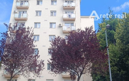 ARETÉ REAL - REZERVOVANÉ!!PREDAJ TEHLOVÉHO 3-IZ.BYTU, NA SKOK CENTRUM MESTA,BALKÓN, KOMORA