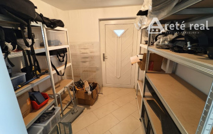 Areté real - Prenájom dvojpodlažného rodinného domu s profesionálnym nahrávacím štúdiom, ul. Hrachová, Bratislava