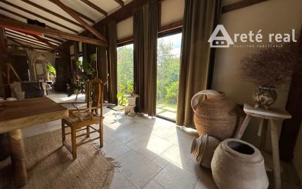 ARETÉ REAL – PREDAJ POLYFUNKČNEJ BUDOVY SO SKLADOVOU HALOU V CENTRE PEZINKA, JESENSKÉHO