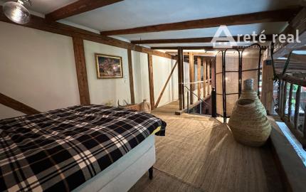 ARETÉ REAL – PREDAJ POLYFUNKČNEJ BUDOVY SO SKLADOVOU HALOU V CENTRE PEZINKA, JESENSKÉHO