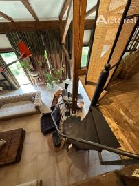 ARETÉ REAL – PREDAJ POLYFUNKČNEJ BUDOVY SO SKLADOVOU HALOU V CENTRE PEZINKA, JESENSKÉHO