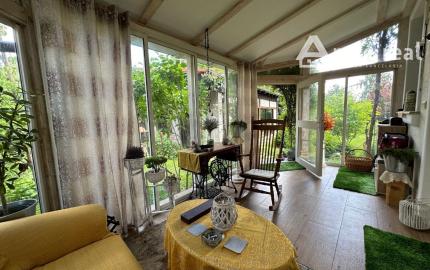 ARETÉ REAL – PREDAJ POLYFUNKČNEJ BUDOVY SO SKLADOVOU HALOU V CENTRE PEZINKA, JESENSKÉHO