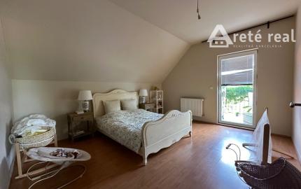 ARETÉ REAL – PREDAJ POLYFUNKČNEJ BUDOVY SO SKLADOVOU HALOU V CENTRE PEZINKA, JESENSKÉHO