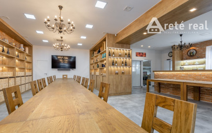 ARETÉ REAL – PREDAJ "HOTELA VINÁRSKY DOM“ S KOMPLETNÝM ZARIADENÍM AJ PARKOVISKOM, PEZINOK CENTRUM