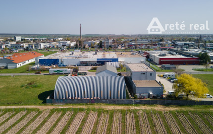 ARETÉ REAL – PREDAJ OBCHODNÉHO AREÁLU SO SKLADOVOU HALOU, BUDOVOU OBCHODU A SLUŽIEB A VONKAJŠÍM SKLADOM