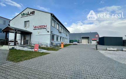 ARETÉ REAL – PREDAJ OBCHODNÉHO AREÁLU SO SKLADOVOU HALOU, BUDOVOU OBCHODU A SLUŽIEB A VONKAJŠÍM SKLADOM