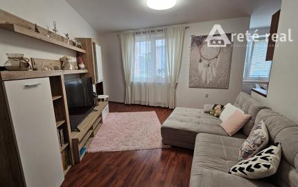 Arete real- Prenájom veľmi pekného 2,5-izbového bytu v Pezinku, sídl. Muškát