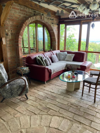 Areté real - Predaj nádhernej chaty s príjemnou atmosférou v krásnom prostredí pod lesom, s panoramatickým výhľadom, Bratislava III