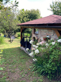 Areté real - Predaj nádhernej chaty s príjemnou atmosférou v krásnom prostredí pod lesom, s panoramatickým výhľadom, Bratislava III