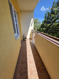 Areté real - Rezervovane! Prenájom veľmi pekného, priestranného 3-izbového bytu s 2 loggiami a garážou, Pezinok, ul. Dona Sandtnera