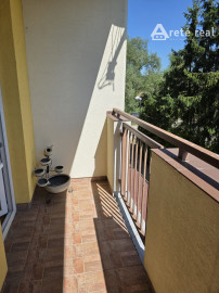 Areté real - Rezervovane! Prenájom veľmi pekného, priestranného 3-izbového bytu s 2 loggiami a garážou, Pezinok, ul. Dona Sandtnera