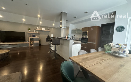 ARETÉ REAL - PREDAJ NOVOSTAVBY PRIESTRANNÉHO RODINNÉHO DOMU S DVOJGARÁŽOU, KAPLNA