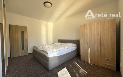 ARETÉ REAL – KÚSOK ROMANTICKÉHO VIDIEKA V CENTRE MESTA, PEZINOK, KALINČIAKOVA