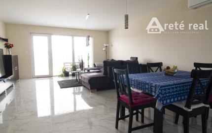 Areté real- Predaj priestranného bungalovu v Sloven. Grobe