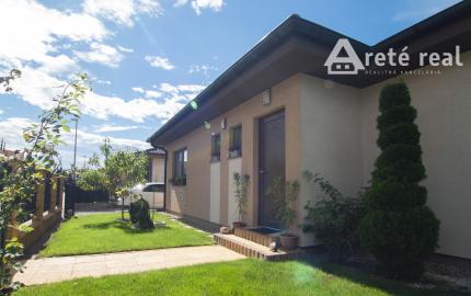 Areté real- Predaj priestranného bungalovu v Sloven. Grobe