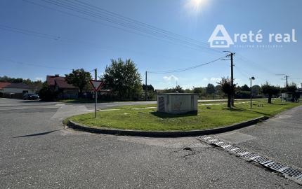 ARETÉ REAL - PRIPRAVUJEME PREDAJ 2160 m2 STAVEBNÉHO POZEMKU, STUPAVA, RÍMSKA