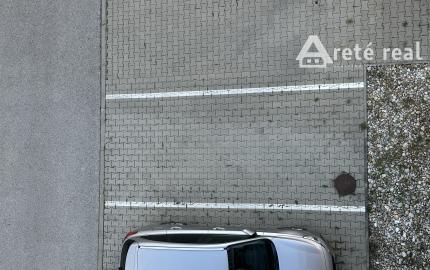 ARETÉ REAL - ZARIADENÝ 2-IZBOVÝ BYT S BALKÓNOM,  PARKOVACÍM MIESTOM, ENERGIAMI AJ INTERNETOM, SLOVENSKÝ GROB, RASTISLAVOVA