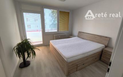 ARETÉ REAL - ZARIADENÝ 2-IZBOVÝ BYT S LODŽIOU AJ BALKÓNOM , ENERGIAMI A KTV, NITRA, VIKÁRSKA