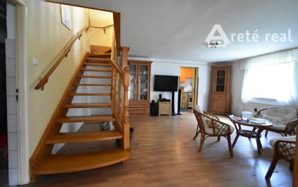 Areté real - predaj priestranného RD v Grinave