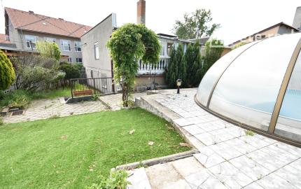 Areté real - predaj priestranného RD v Grinave