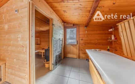 ARETÉ REAL – PREDAJ BUDOVY NA ŠPORTOVÉ A REKREAČNÉ ÚČELY S TROMA CHATKAMI, MODRA, HARMÓNIA