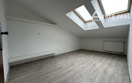ARETÉ REAL – PREDAJ 4-IZBOVÉHO MEZONETOVÉHO BYTU S PARKOVANÍM, ZÁHRADKOU V CENTRE MESTA, PEZINOK, HOLUBYHO